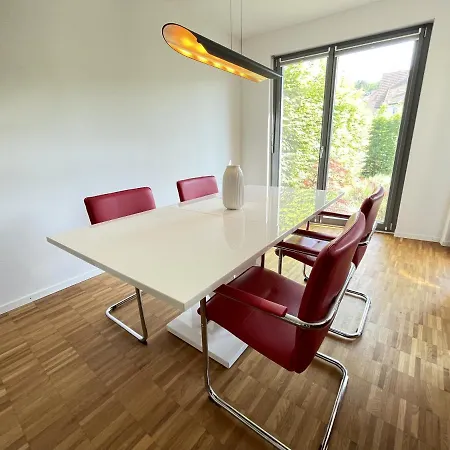 Modernes Mit Heimkino, Terrasse & Tiefgarage * Benningen am Neckar