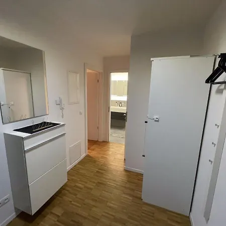 Modernes Mit Heimkino, Terrasse & Tiefgarage Apartment Benningen am Neckar
