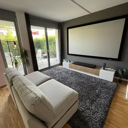Apartment Modernes Mit Heimkino, Terrasse & Tiefgarage